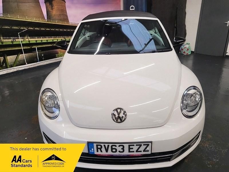 Used VW Beetle Cabriolet Edition 140 HP (102 kW) 2013 White Cabriolet