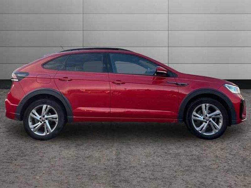 Used VW Taigo R-line 110 HP (80 kW) 2023 Red SUV