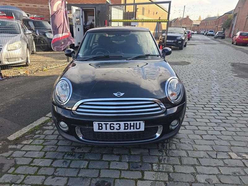 Used Mini Cooper D Hatch 2013 Black Hatchback