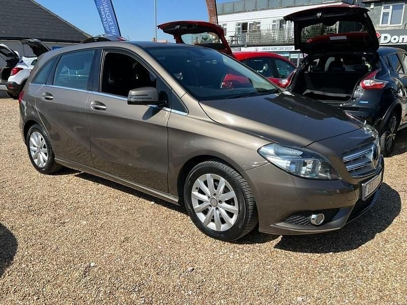 Used Mercedes B180 SE 2013 Grey MPV