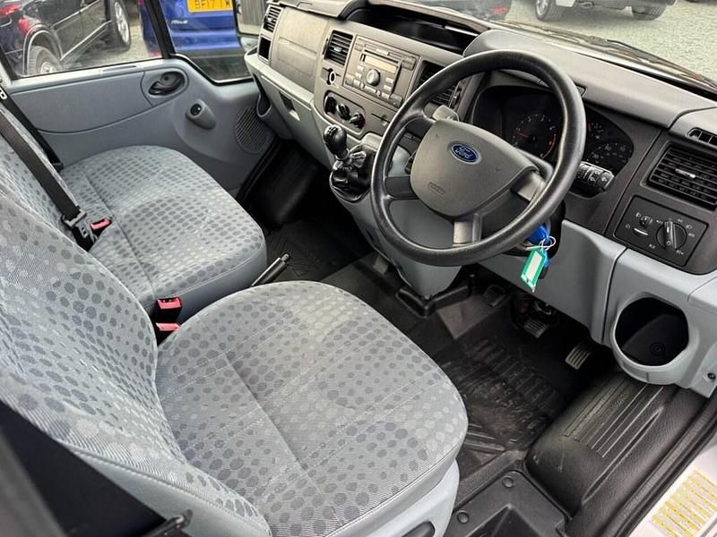 Usado Ford Transit 135 HP (99 kW) 2013 Prateado