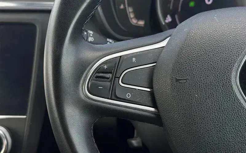 Used Renault Kadjar Version S 140 HP (102 kW) 2019 Blue SUV