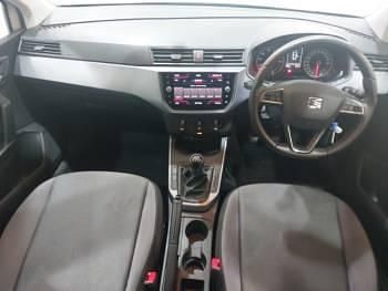 Used Seat Arona SE Technology 95 HP (69 kW) 2020 White SUV