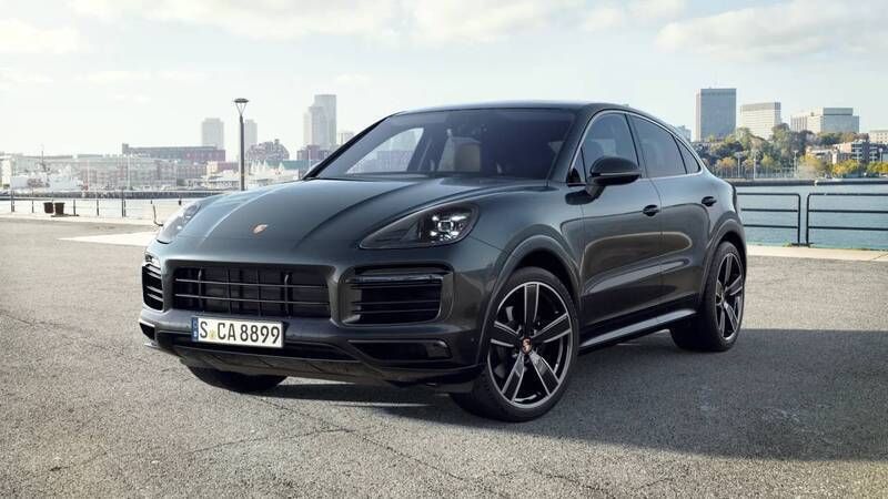 Chromite black metallic Used 2023 Porsche Cayenne Platinum Edition SUV | £69,400 (A bit pricey) - Image 1/4