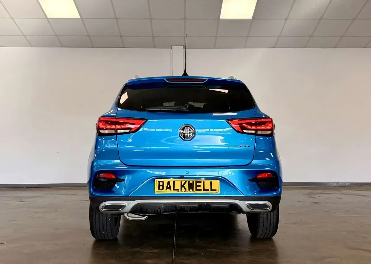 Used MG ZS Exclusive 111 HP (81 kW) 2024 Blue SUV
