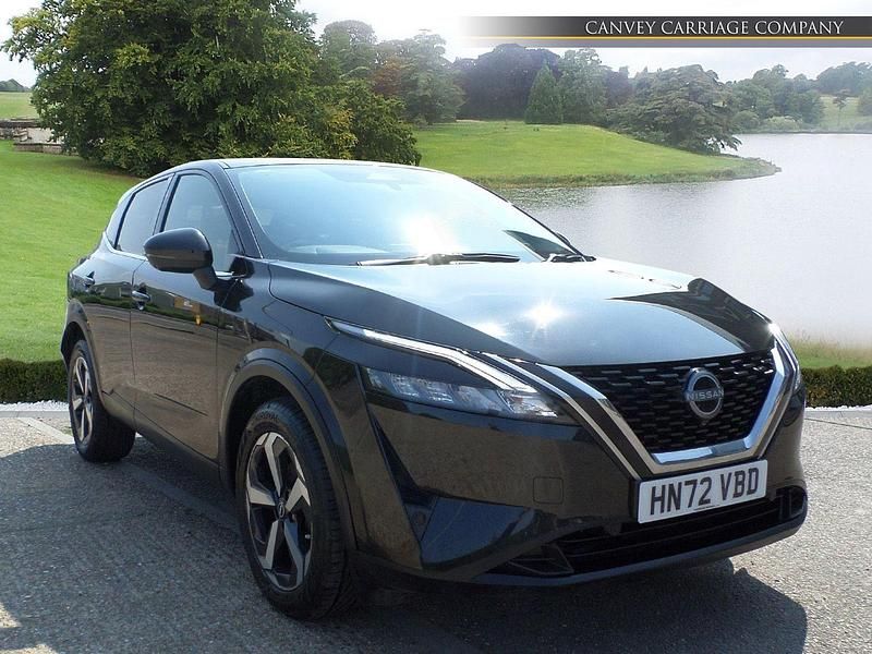 Black Used 2022 Nissan Qashqai N-Connecta SUV | £15,800 (Good price) - Image 1/4