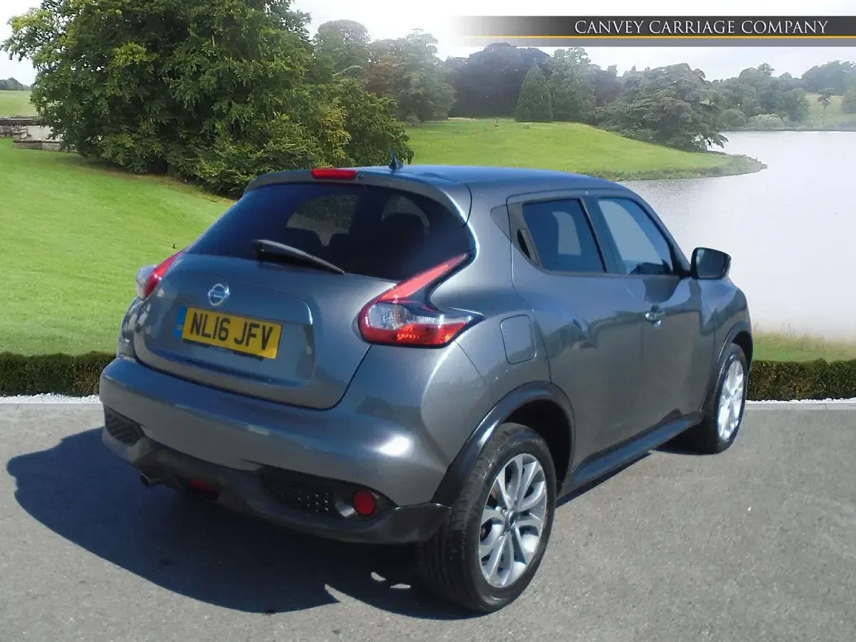 Used Nissan Juke N-Connecta 115 HP (84 kW) 2016 Grey SUV