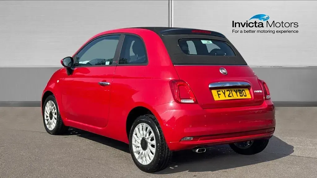 Used Fiat 500 Lounge 68 HP (50 kW) 2021 Red Cabriolet
