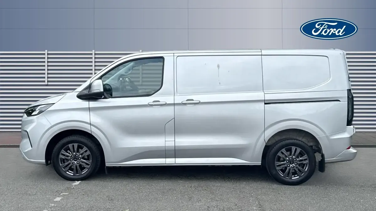 Used Ford Transit Custom Limited 136 HP (100 kW) 2025 Van