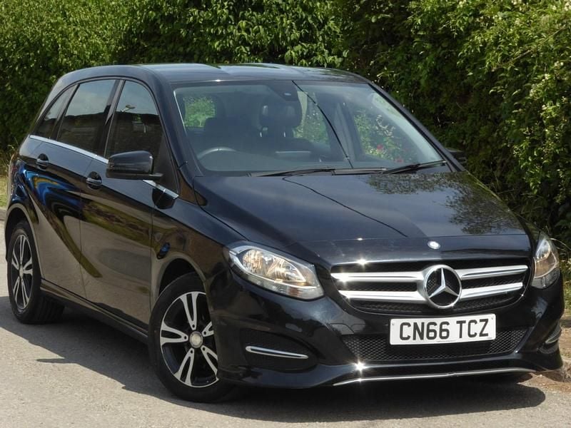Black Used 2016 Mercedes B180 SE MPV | £5,250 (Fair price) - Image 1/4