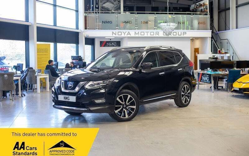 Black Used 2017 Nissan X-Trail Tekna SUV | £11,679 (Fair price) - Image 1/4