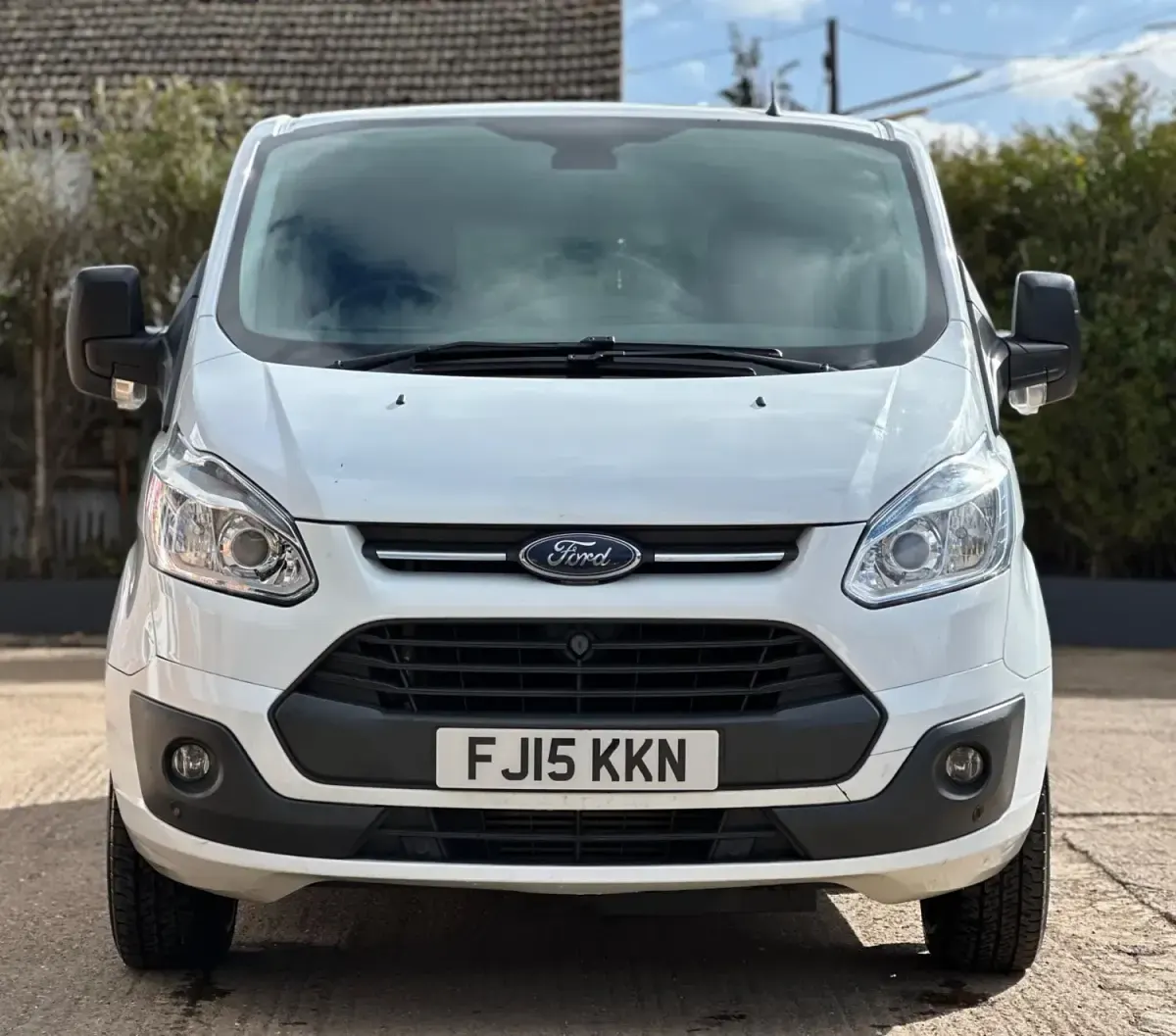 Begagnad Ford Tourneo Custom Trend 2021 Vit Van