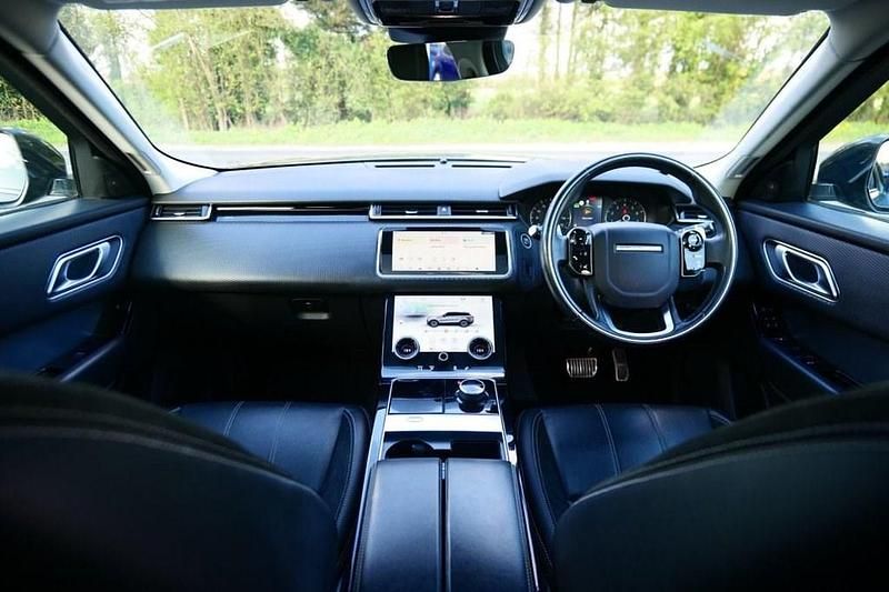 Used Land Rover Range Rover Velar R-Dynamic 250 HP (183 kW) 2019 Grey SUV