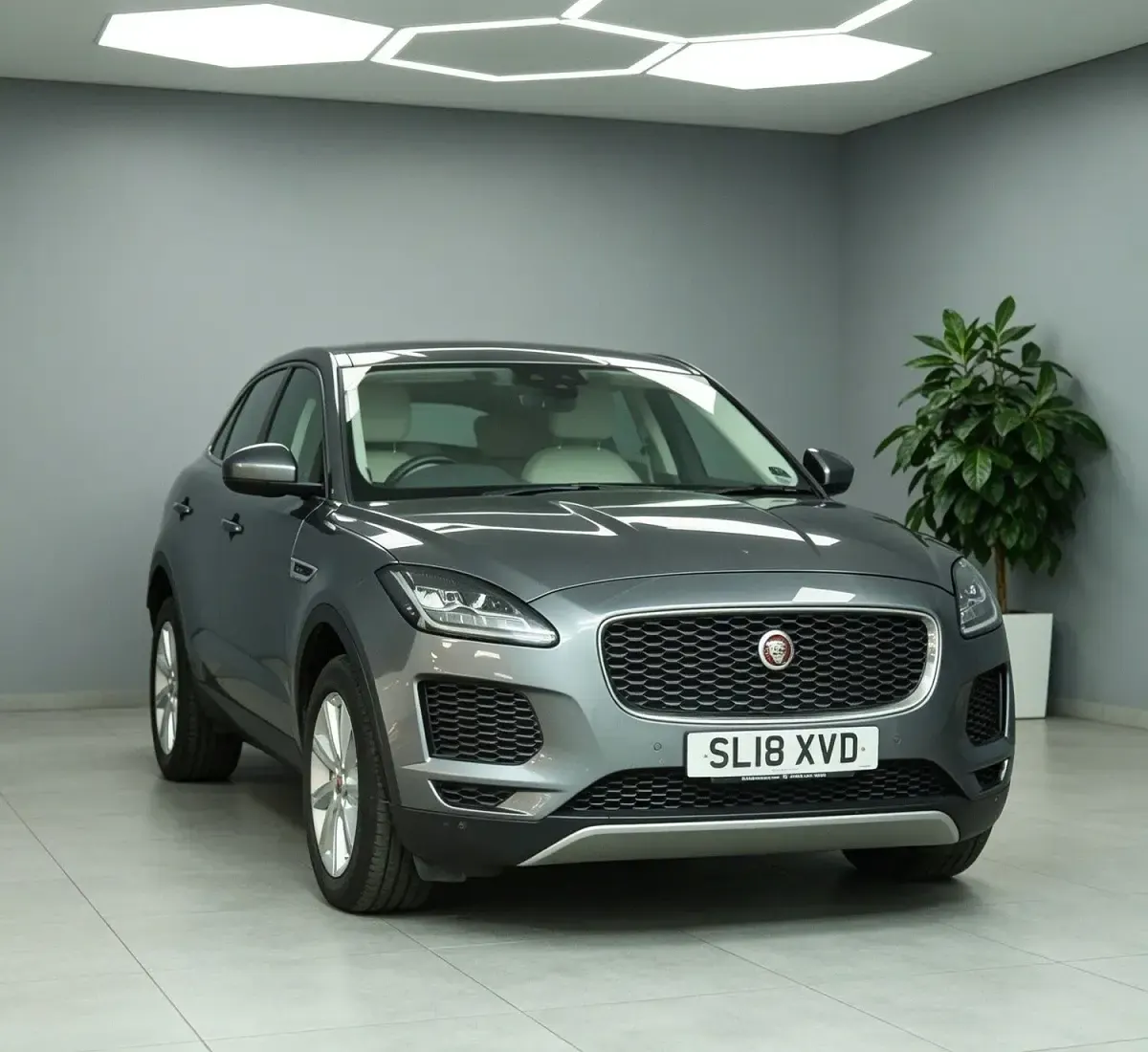 Used Jaguar E-Pace S 150 HP (110 kW) 2018 Grey SUV