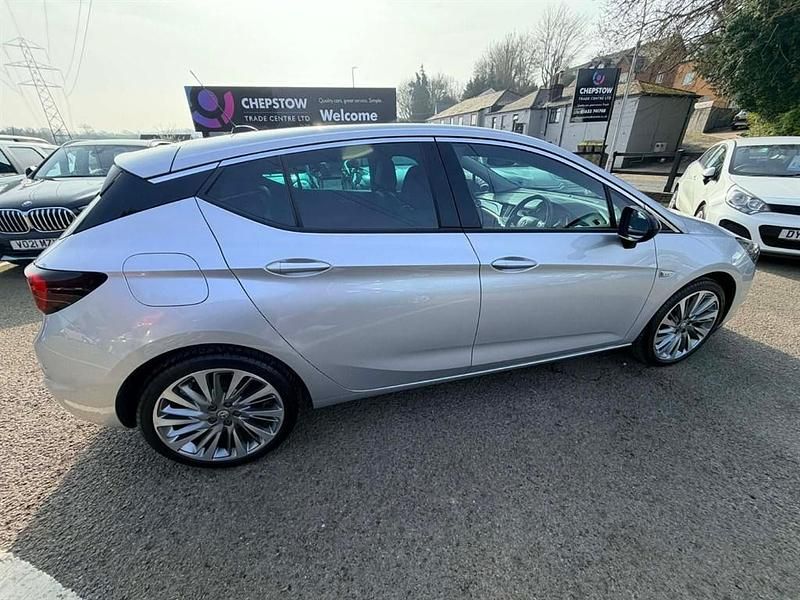 Used Vauxhall Astra Edition 145 HP (106 kW) 2021 Silver Hatchback