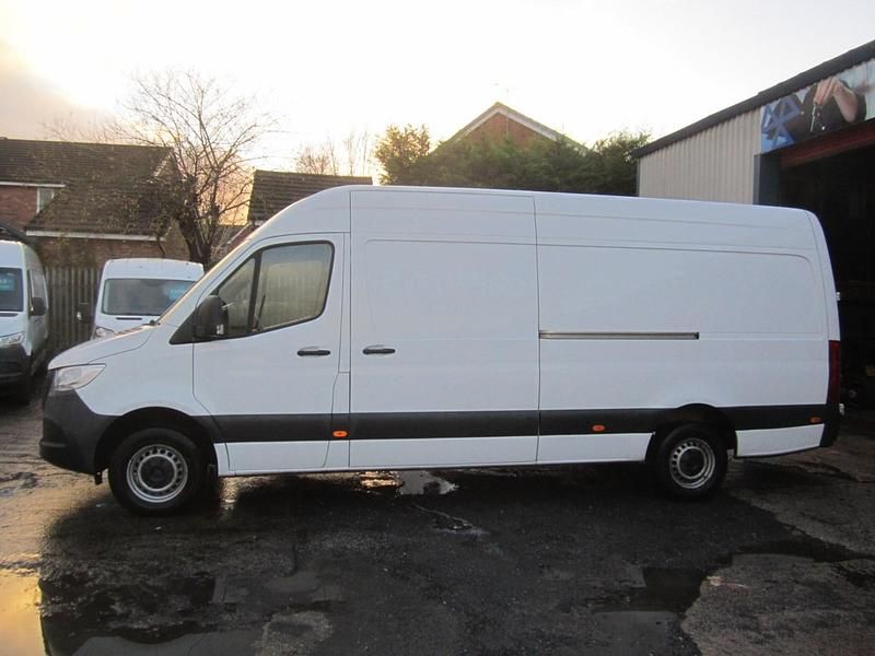 Used Mercedes Sprinter Progressive 2022 White Van