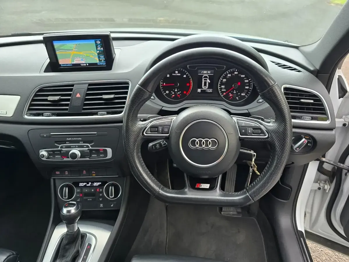 Second-hand Audi Q3 S-line plus 184 CP (135 kW) 2017 Alb SUV