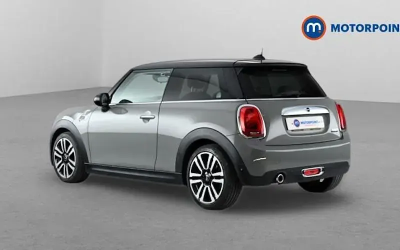 Used Mini Cooper Exclusive 136 HP (100 kW) 2021 Hatchback