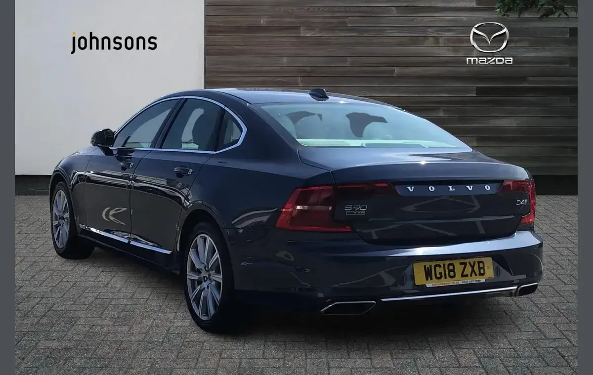 Used Volvo S90 Inscription 187 HP (137 kW) 2018 Blue Sedan