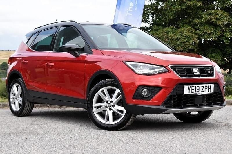 Red Used 2019 Seat Arona FR SUV | £9,900 (Good price) - Image 1/3