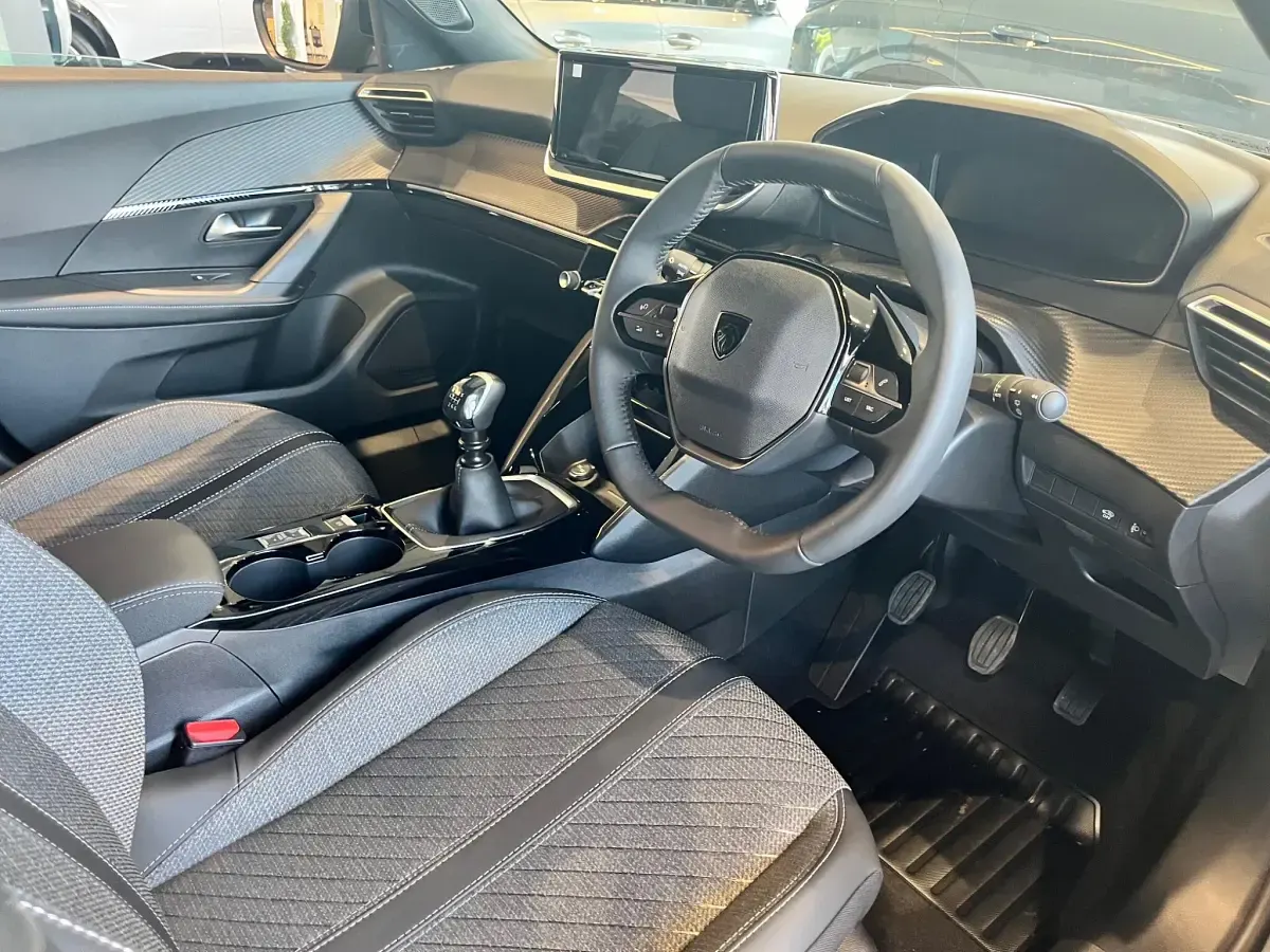 New Peugeot 2008 Allure 2026 Selenium grey SUV
