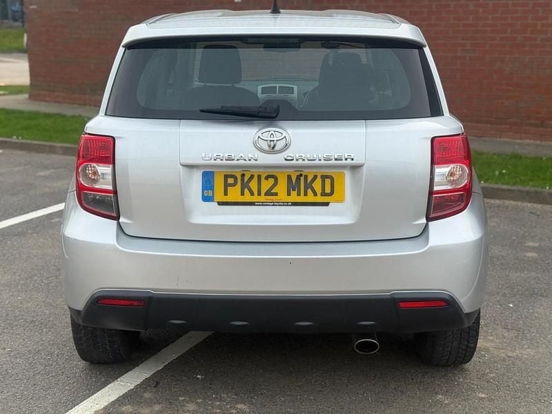Used Toyota Urban Cruiser 90 HP (66 kW) 2012 Silver Hatchback