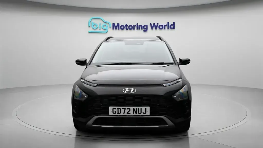 Begagnad Hyundai Bayon Premium 100 HK (73 kW) 2023 Svart SUV