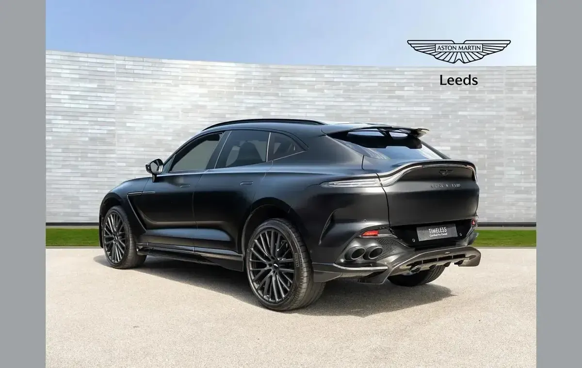 Used Aston Martin DBX 707 697 HP (512 kW) 2022 Black SUV