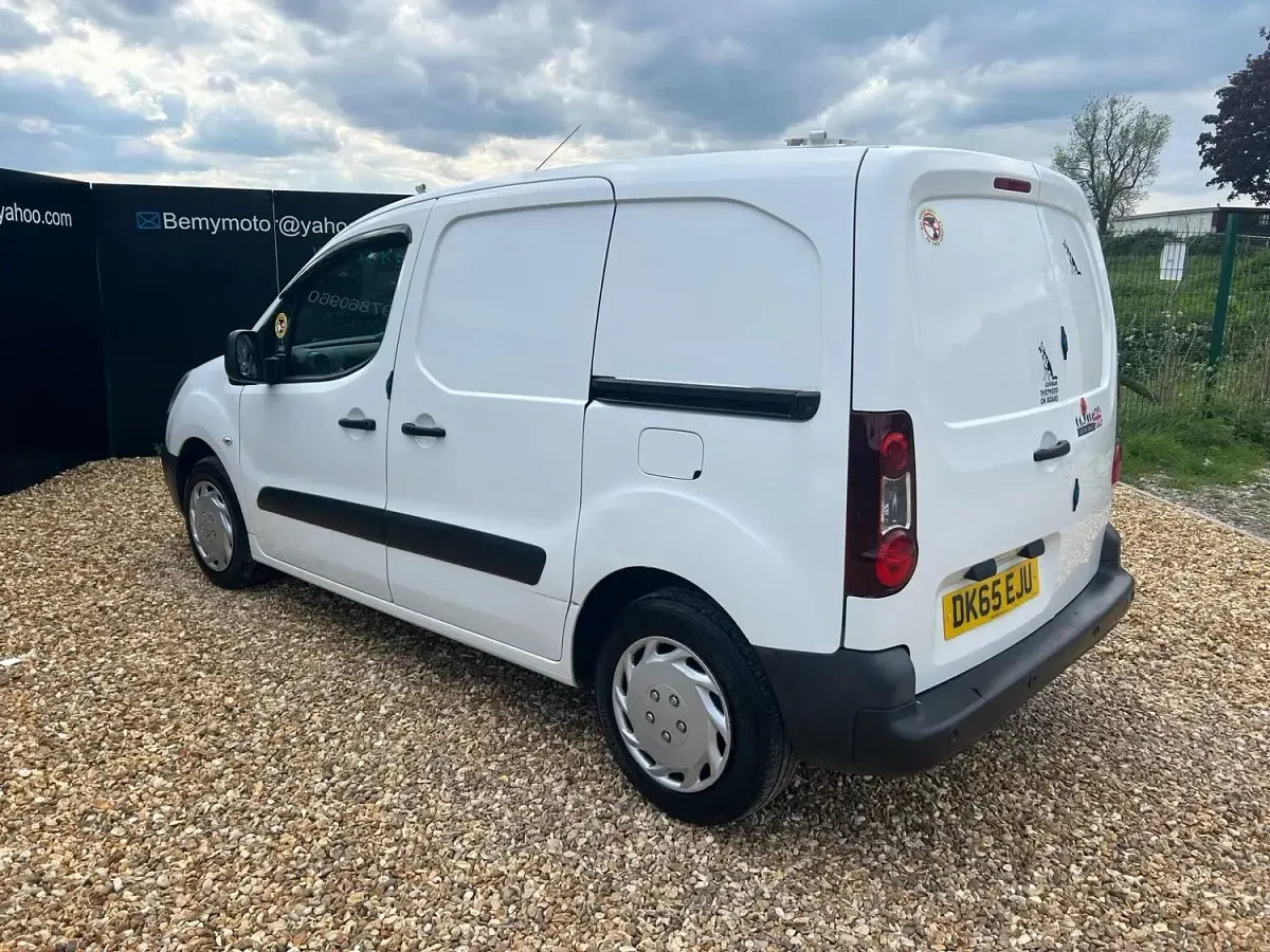 Used Citroën e-Berlingo 100 HP (73 kW) 2016 White