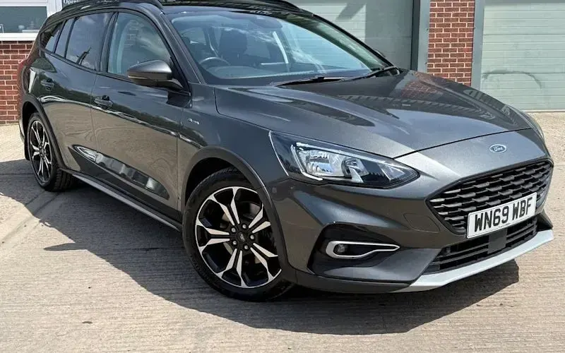 Usado Ford Focus Active X 120 CV (88 kW) 2020 Familiar