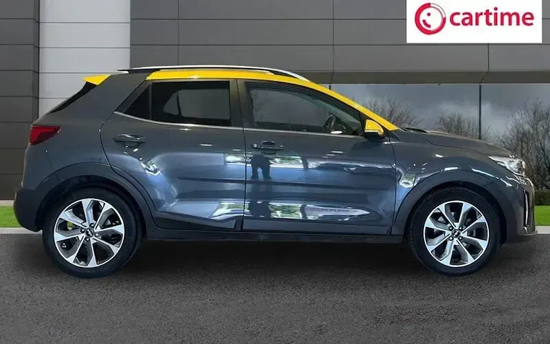 Used Kia Stonic 101 HP (74 kW) 2023 Grey SUV