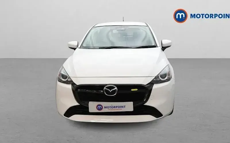 Used Mazda 2 Center-Line 116 HP (85 kW) 2023 White Hatchback