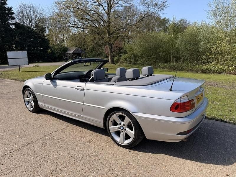 Begagnad BMW 318 Cabriolet Performance 2004 Silver Cab