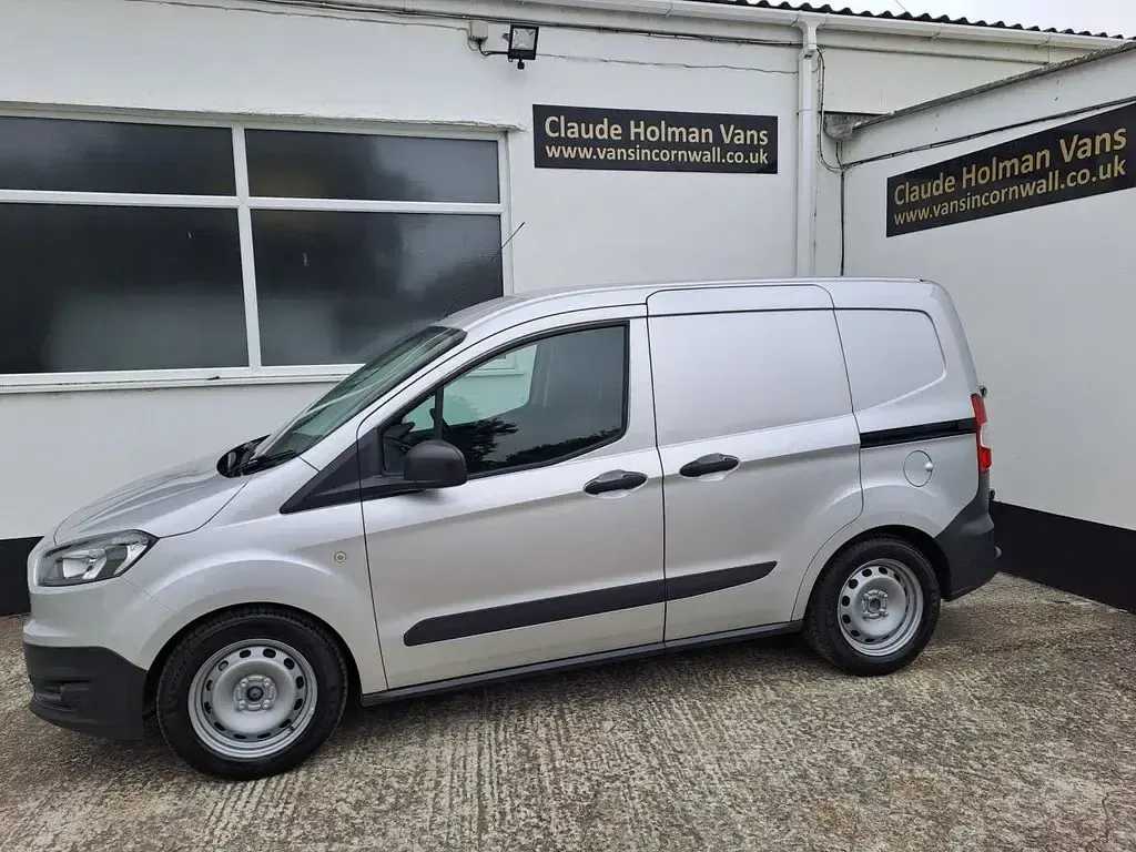 Used Ford Transit 100 HP (73 kW) 2016 Silver Van