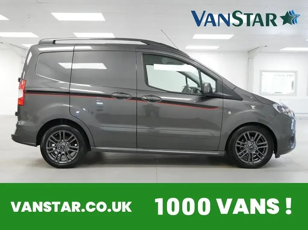 Używany Ford Transit Sport 100 KM (73 kW) 2022 Szary Van