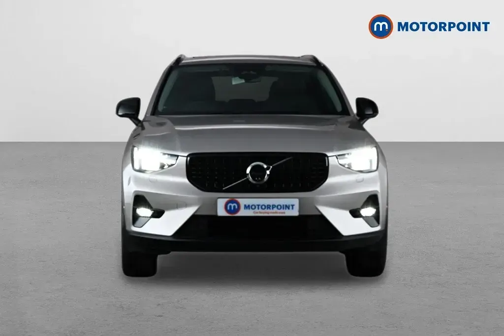 Used Volvo XC40 Ultimate 197 HP (144 kW) 2023 Gold SUV