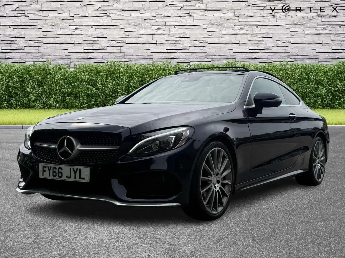 Used Mercedes C250 AMG Line Premium Plus 204 HP (150 kW) 2016 Blue Coupe