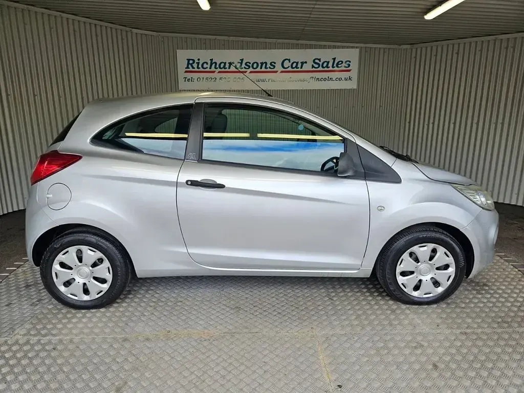 Used Ford Ka Studio 69 HP (50 kW) 2010 Silver Hatchback