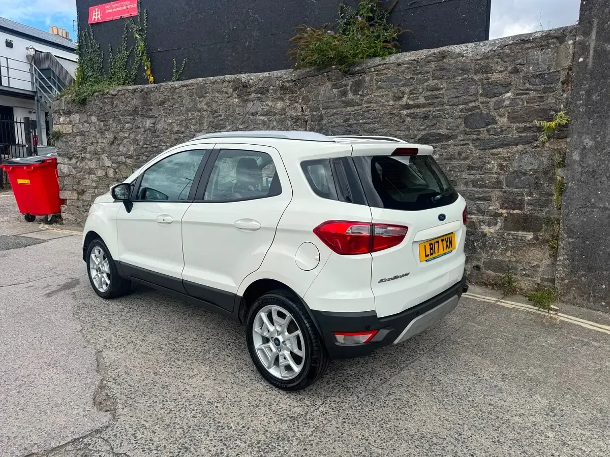 Used Ford Ecosport Titanium 112 HP (82 kW) 2017 White SUV