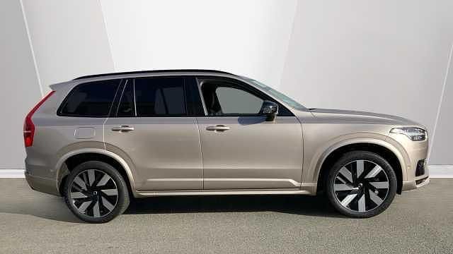 Used Volvo XC90 Plus 449 HP (330 kW) 2024 Grey SUV
