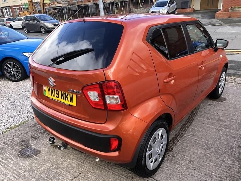 Used Suzuki Ignis SZ3 90 HP (66 kW) 2019 Orange SUV
