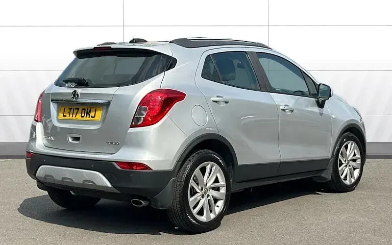 Used Vauxhall Mokka Active 140 HP (102 kW) 2017 Silver SUV