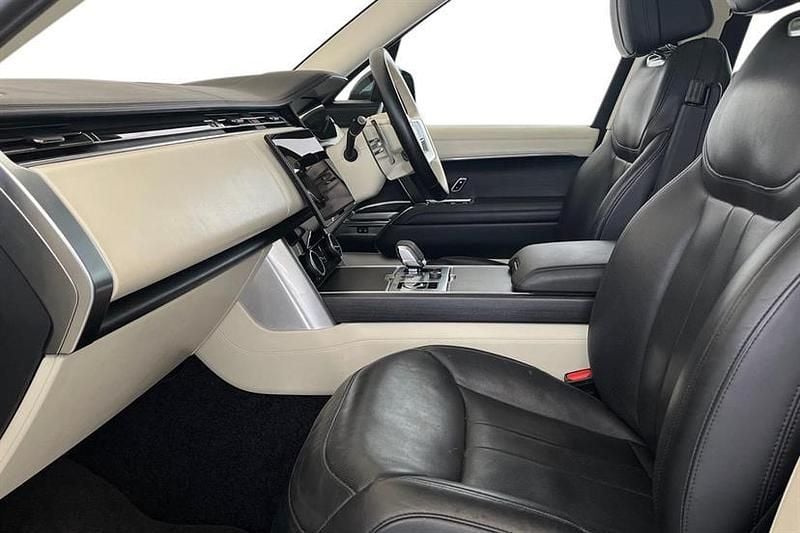 Used Land Rover Range Rover Autobiography 350 HP (257 kW) 2023 Black SUV