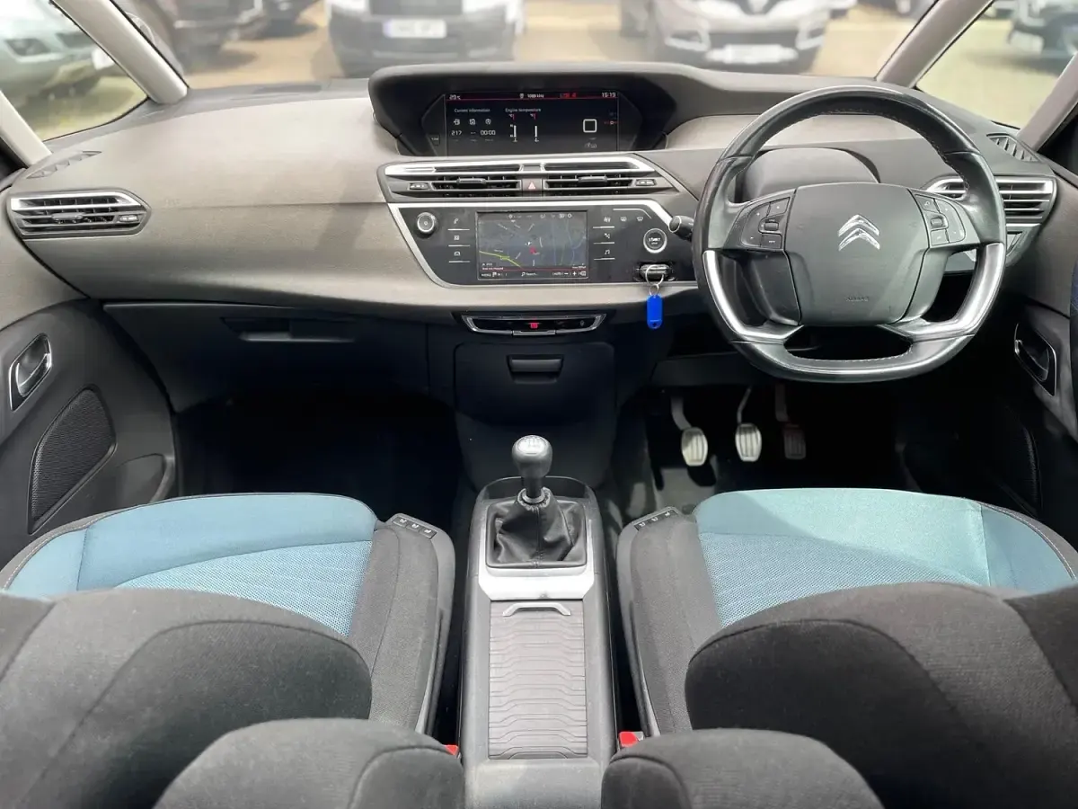 Used Citroën Grand C4 Picasso Feel 2017 Blue MPV