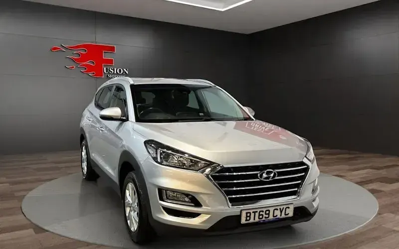 Used Hyundai Tucson SE 132 HP (97 kW) 2019 Silver SUV