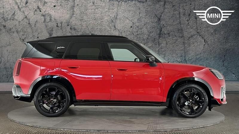 Used Mini Countryman 215 HP (158 kW) 2024 Red SUV
