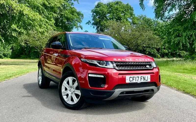 Used Land Rover Range Rover evoque SE 240 HP (176 kW) 2017 Hatchback