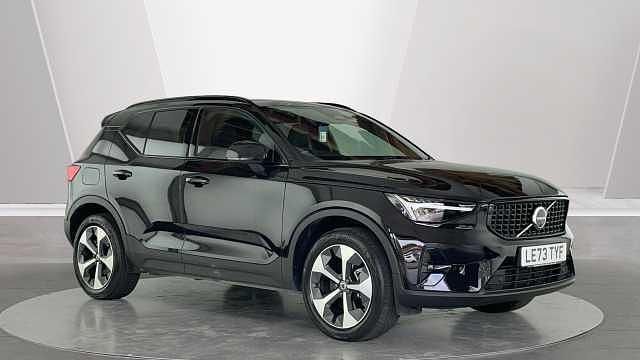 Black Used 2024 Volvo XC40 Plus SUV | £28,590 (Good price) - Image 1/3