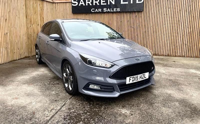 Grey Used 2015 Ford Focus ST Hatchback | £8,795 (Fair price) - Image 1/4