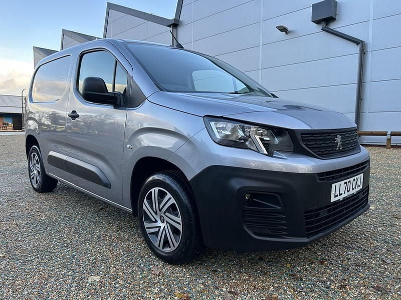 Used Peugeot Partner 2021 Grey MPV